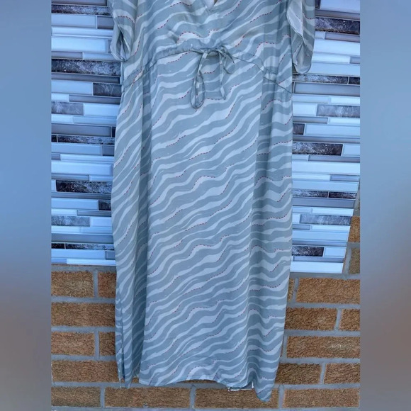 Reistor The Beach to Bar Dress size M/L - Picture 5 of 17